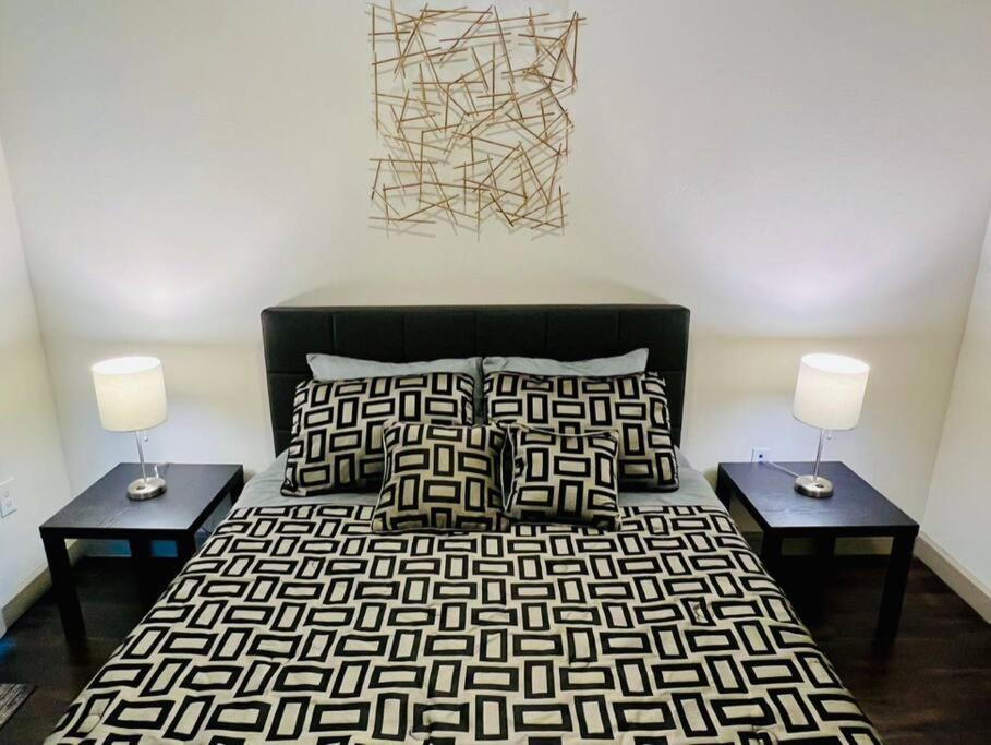 Appartamento Apto 1 Bed - Kitchen - Free Parking Houston Esterno foto