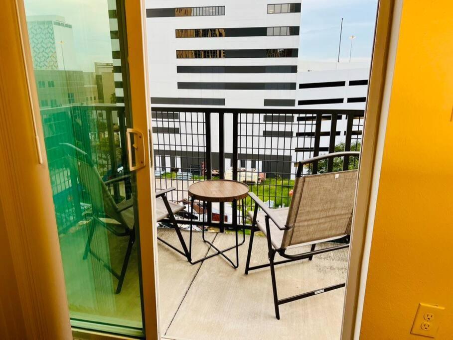 Appartamento Apto 1 Bed - Kitchen - Free Parking Houston Esterno foto
