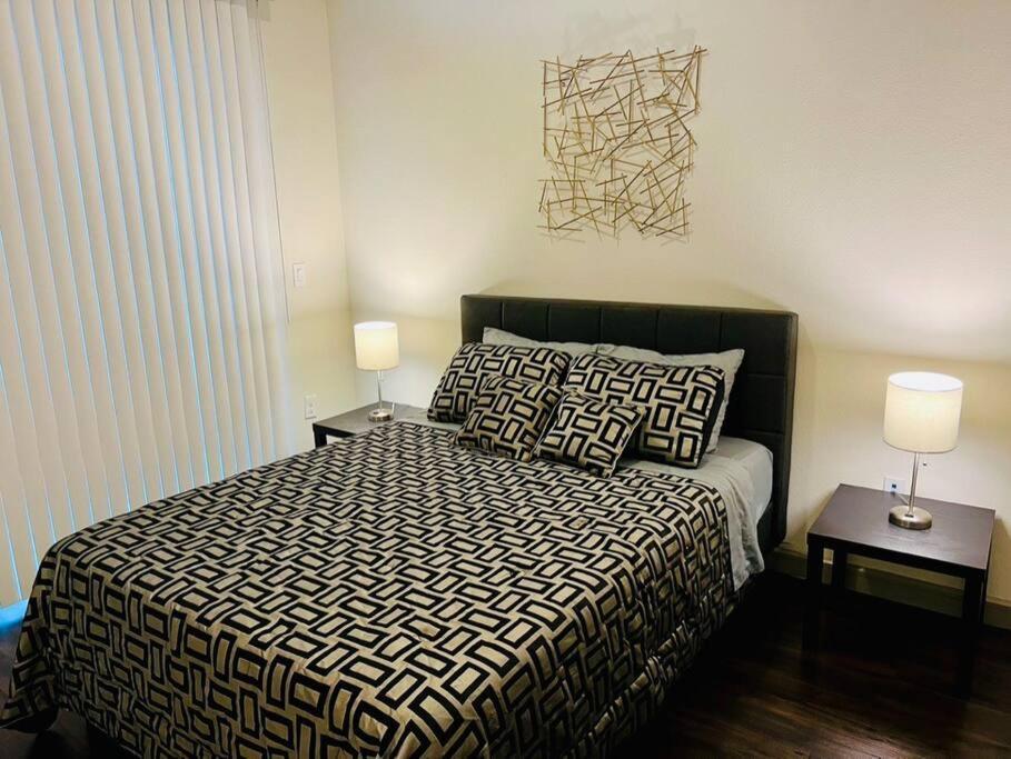 Appartamento Apto 1 Bed - Kitchen - Free Parking Houston Esterno foto