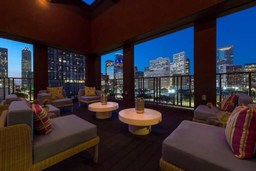 Appartamento Apto 1 Bed - Kitchen - Free Parking Houston Esterno foto
