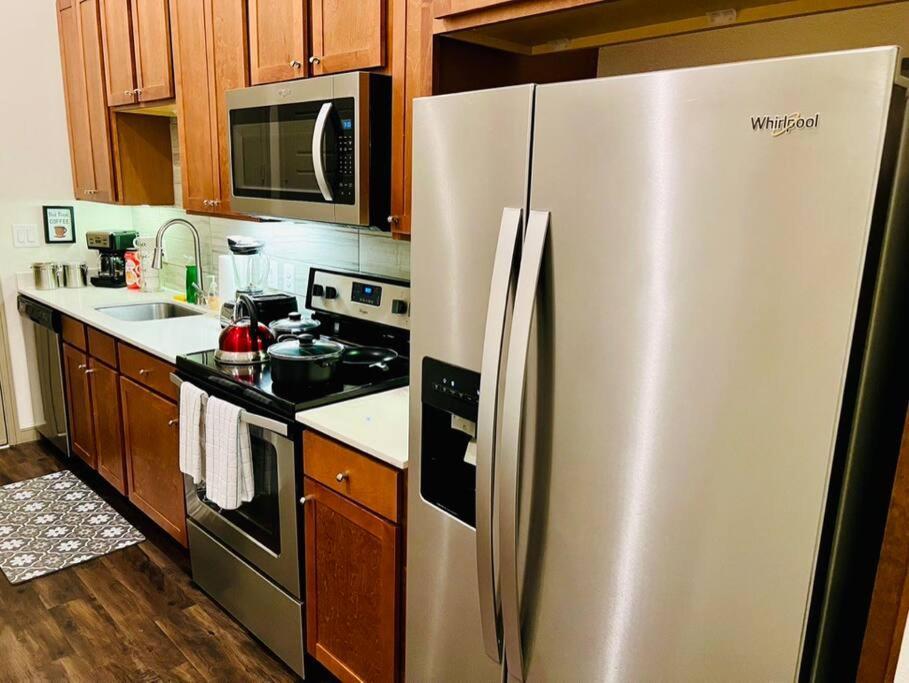 Appartamento Apto 1 Bed - Kitchen - Free Parking Houston Esterno foto